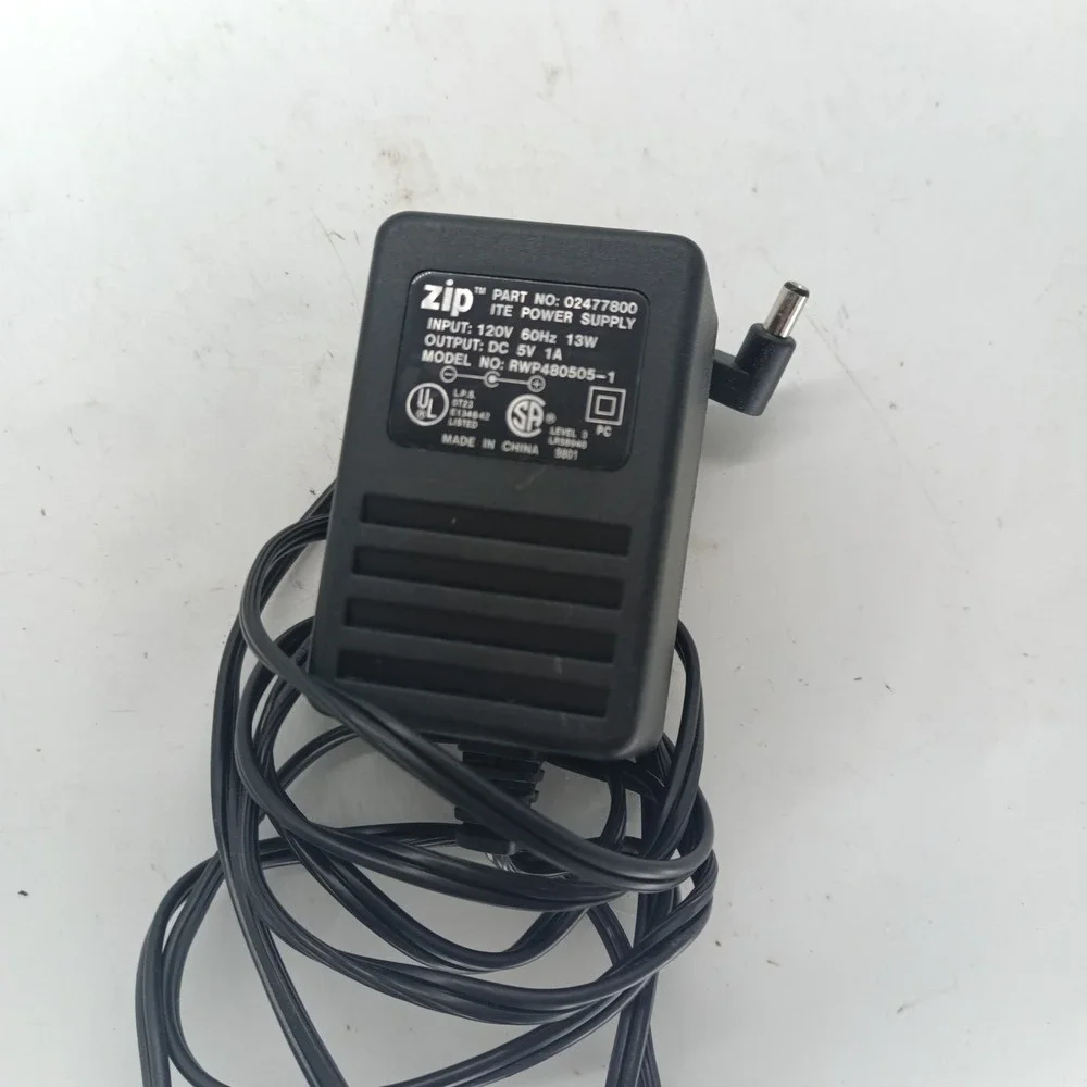 Zip Iomega ITE Power Supply 5V 1A AC Adapter RWP480505-1 Part 02477800 r1